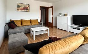 Uroczy Apartament Pod Skarpą